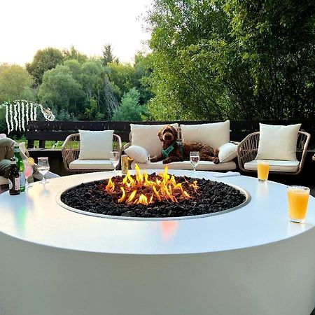 Boho Manor Hotel Monte Rio Екстериор снимка