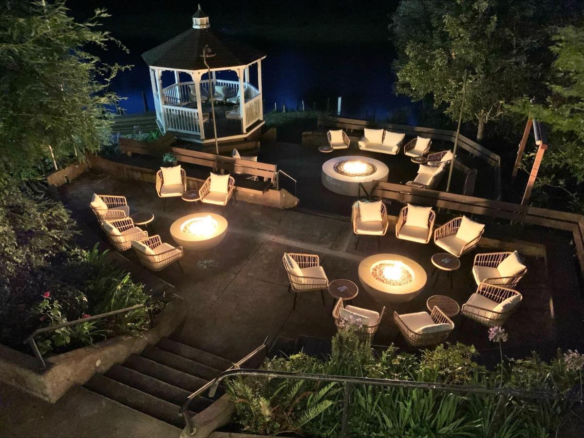 Boho Manor Hotel Monte Rio Екстериор снимка