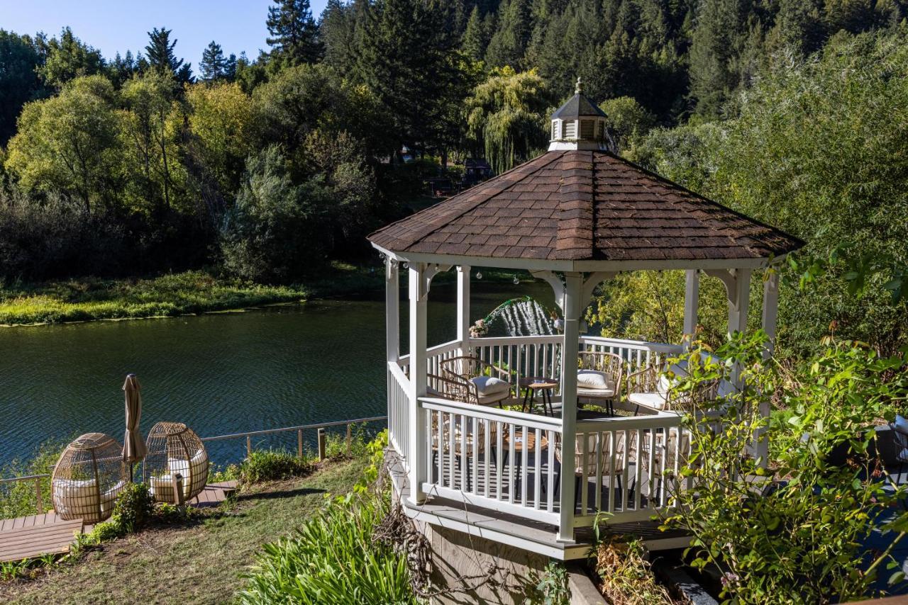 Boho Manor Hotel Monte Rio Екстериор снимка